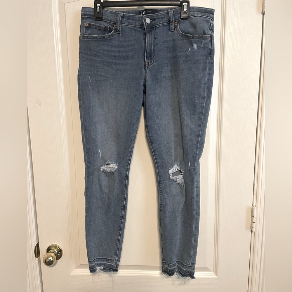Gap Denim Legging style Jeans
